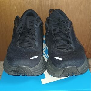 Hoka Bondi 8 running/walking sneakers/shoes